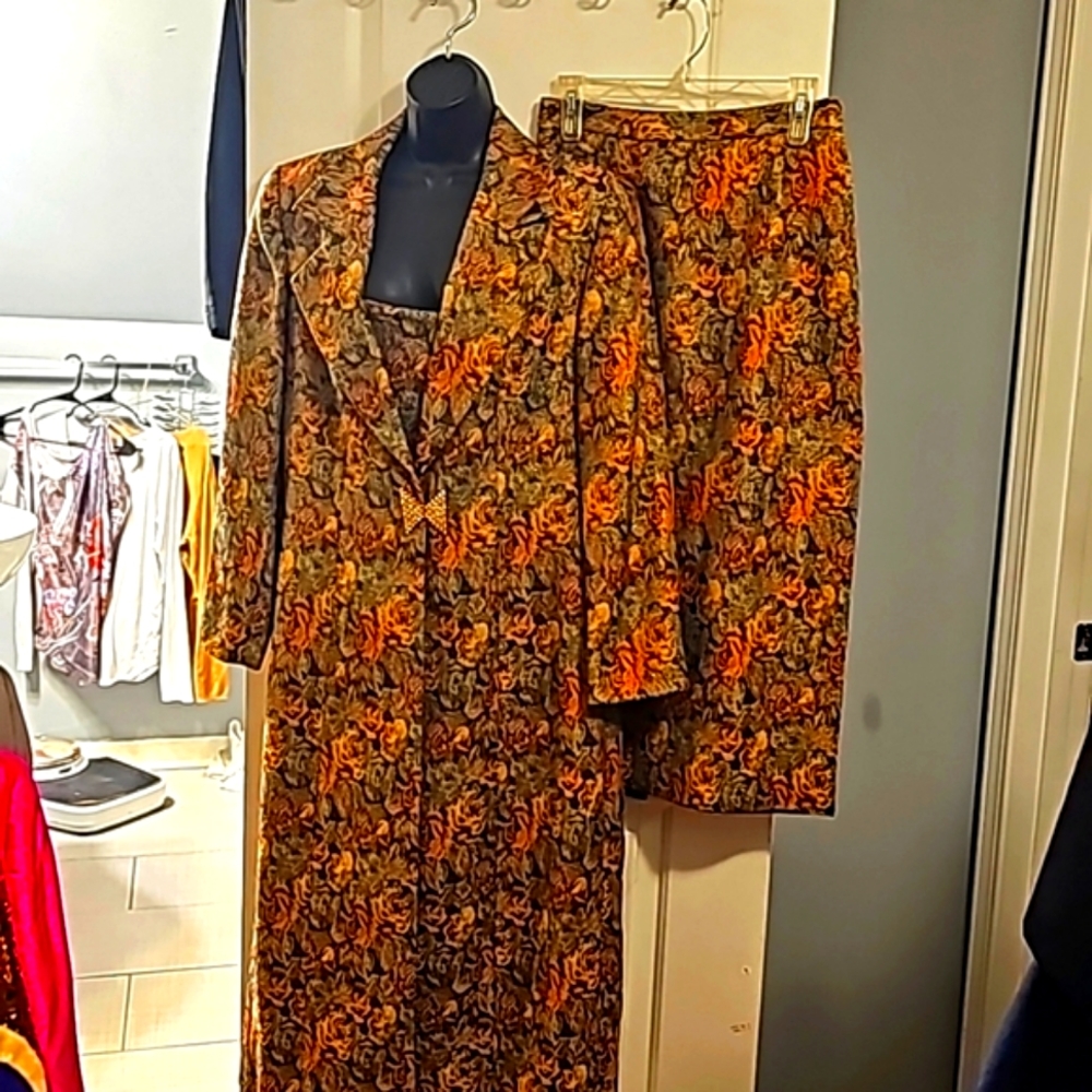 Designer Long Coat w/Matching Skirt by K.B., Sz 10, Sparkly Rose/Brown Floral